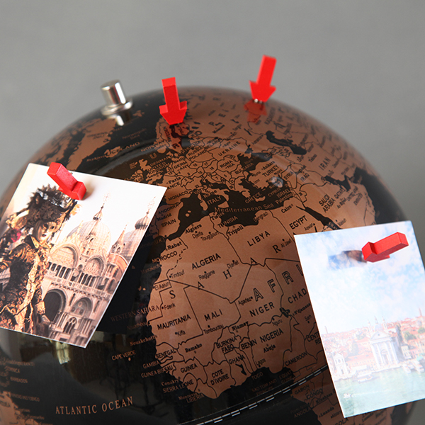 Black Gold Magnetic Globe 