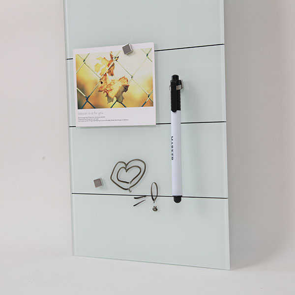 Vertical Magnetic Glass Dry Erase Board