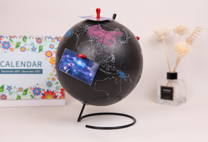 <strong>Coloring Magnetic Globe</strong>